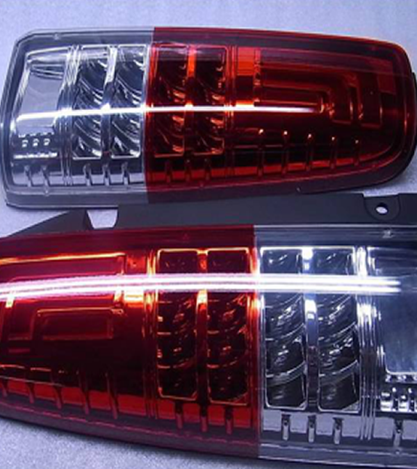 汽車(chē)尾燈